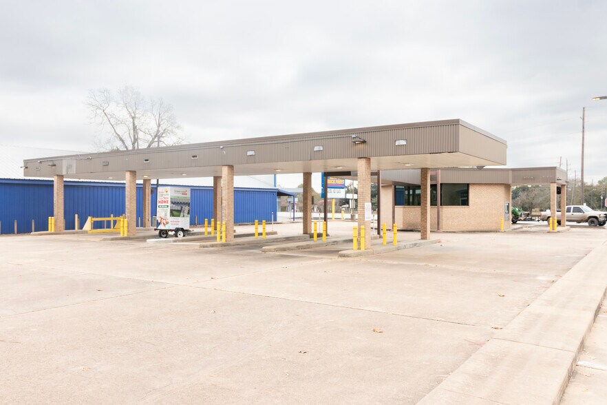 2311 Main St, Waller, TX for sale - Primary Photo - Image 1 of 1