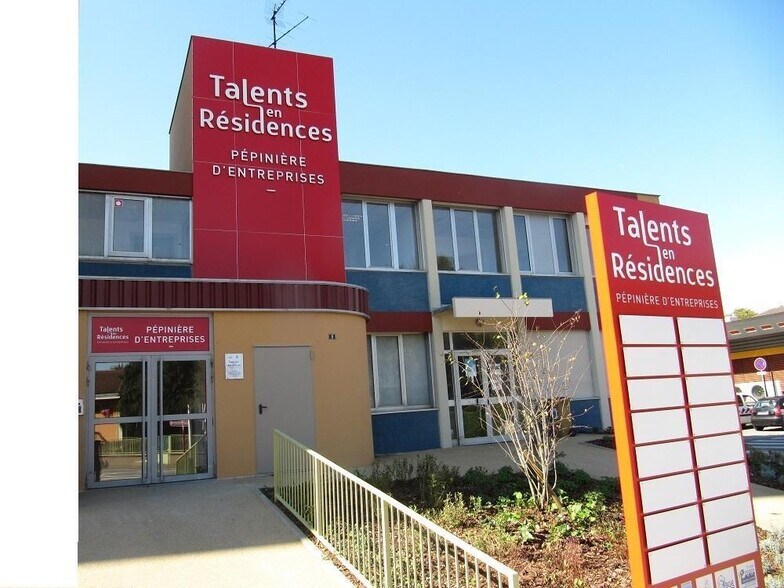 Office in Belfort for lease - Building Photo - Image 3 of 7