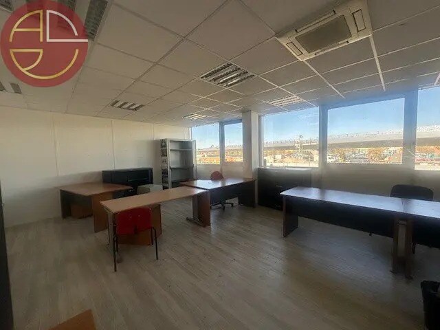 Office in Toulouse for sale Building Photo- Image 1 of 8