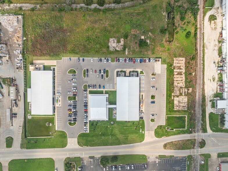 601 Texas Central Pky, Woodway, TX for sale - Building Photo - Image 2 of 7