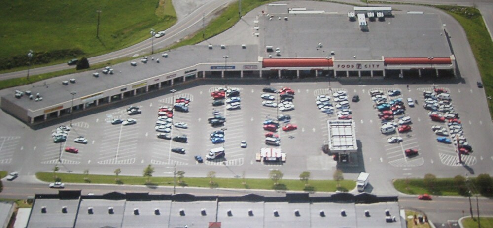 100-102 Bonham Rd, Bristol, VA for sale Primary Photo- Image 1 of 1