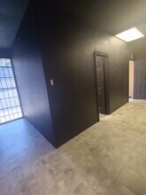 2945 Stone Hogan Connector Rd, Atlanta, GA for lease Building Photo- Image 2 of 7