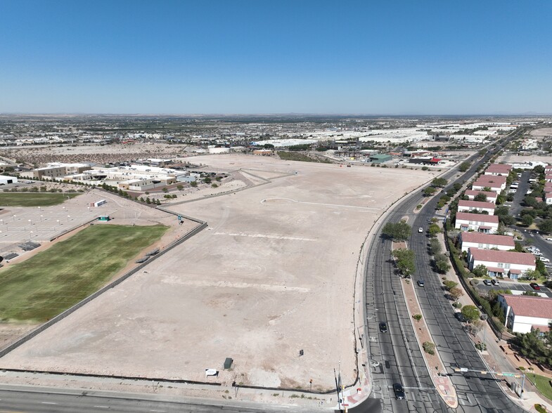 Canyon Creek, El Paso, TX for sale - Primary Photo - Image 1 of 8