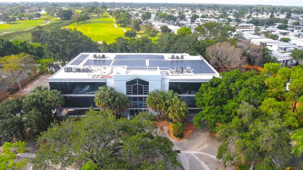 8220 W State Road 84 Davie Fl 33324 Loopnet Com