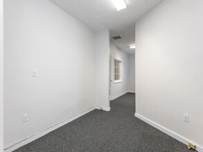 9 Bryan Hall Plz, Washington Depot, CT for lease Interior Photo- Image 2 of 5