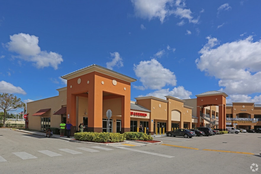 11093 NW 138th St, Hialeah, FL for lease - Building Photo - Image 2 of 10