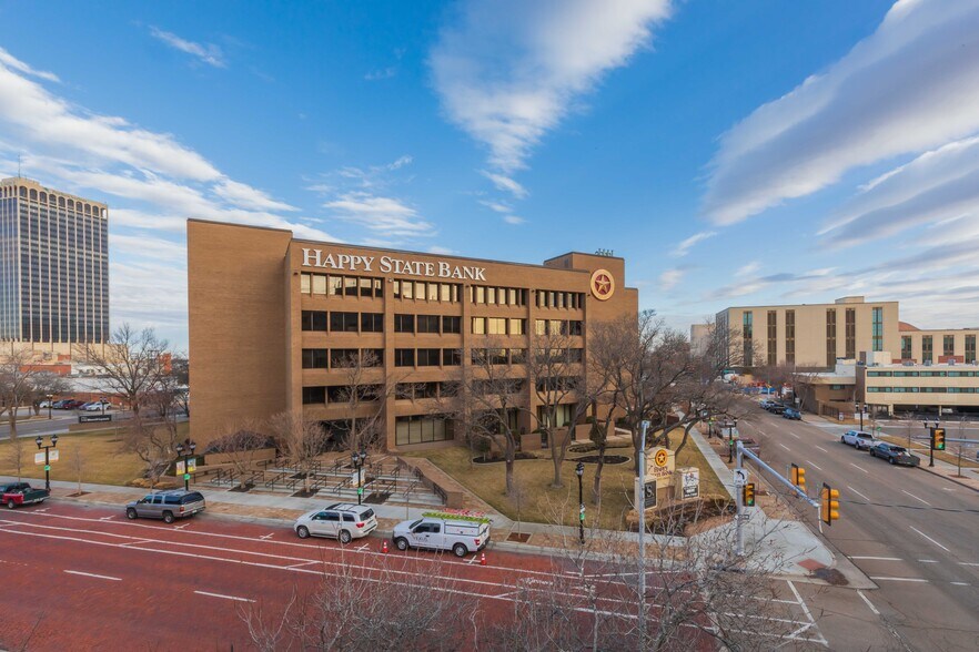 701 S Taylor St, Amarillo, TX 79101 Happy State Bank Downtown