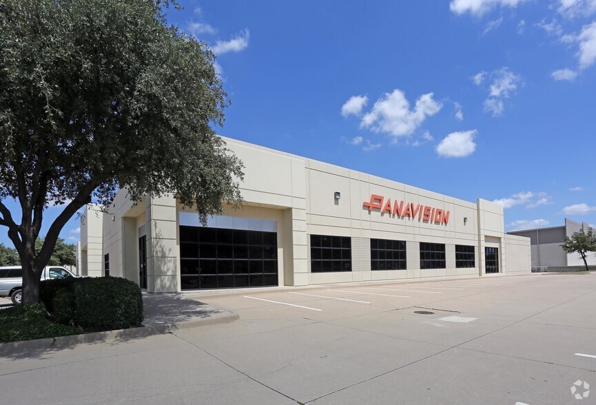 8000 Jetstar Dr, Irving, TX for lease - Primary Photo - Image 1 of 1