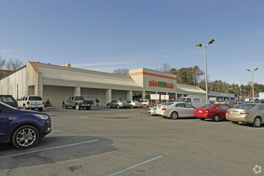 3006 N John B Dennis Hwy, Kingsport, TN for sale - Primary Photo - Image 1 of 1