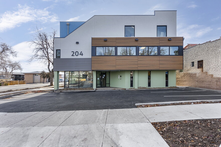 204 Marsh Ave, Reno, NV for lease - Building Photo - Image 1 of 5