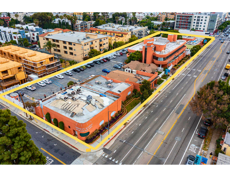 1306-1358 N La Brea Ave, Los Angeles, CA for sale - Primary Photo - Image 1 of 1