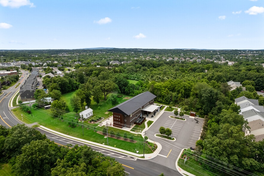 20577 Ashburn Rd, Ashburn, VA for sale - Building Photo - Image 3 of 38