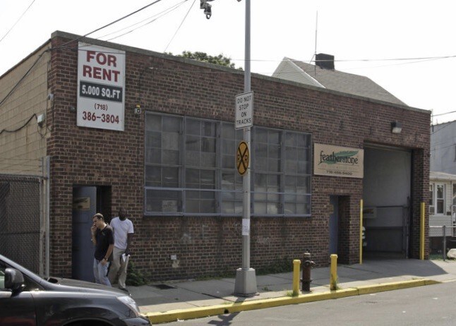 59-33 55th St, Maspeth, NY for sale - Building Photo - Image 1 of 1