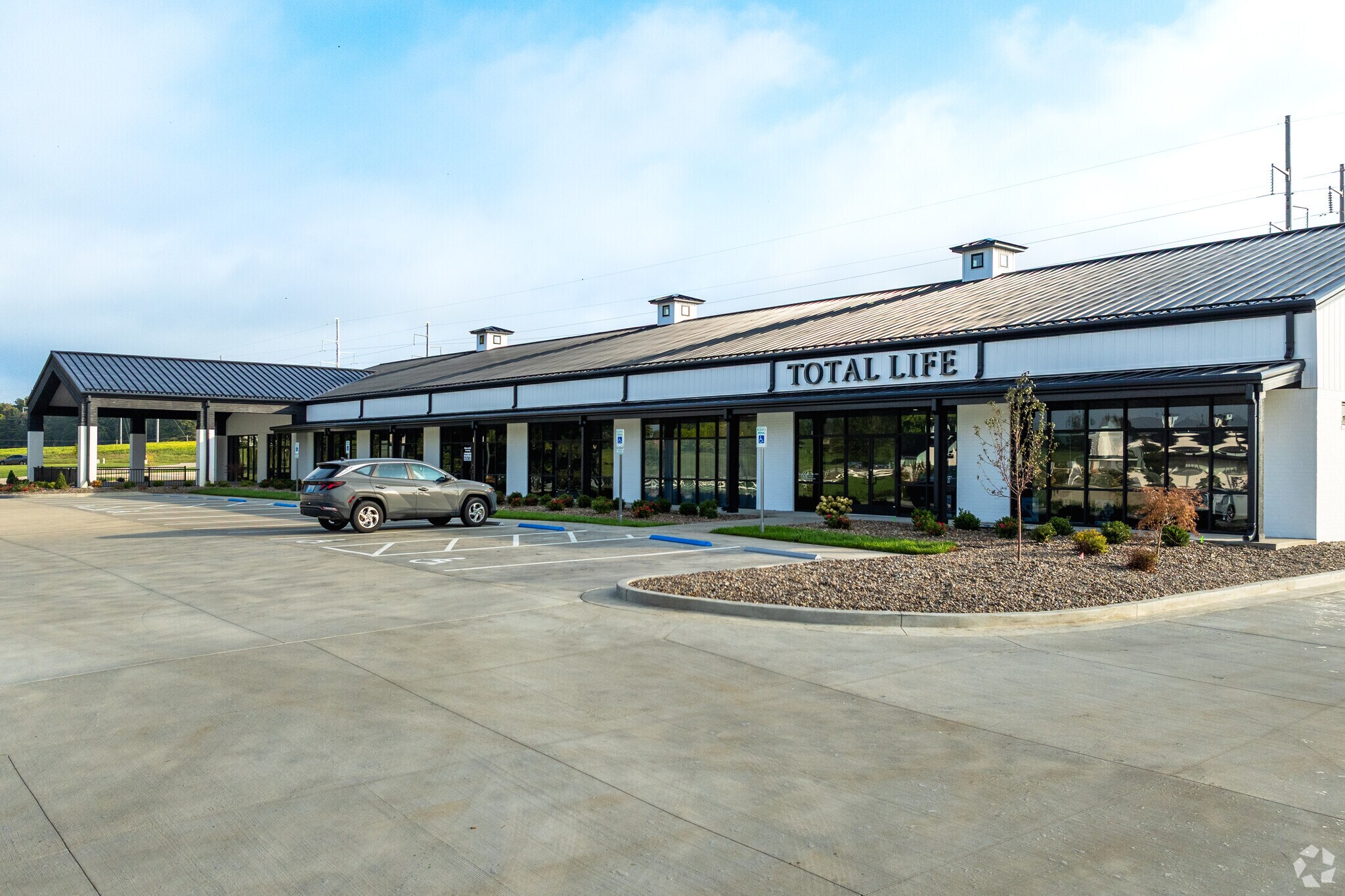 124 Ernest R. Kouma Blvd, Radcliff, KY for lease Building Photo- Image 1 of 26