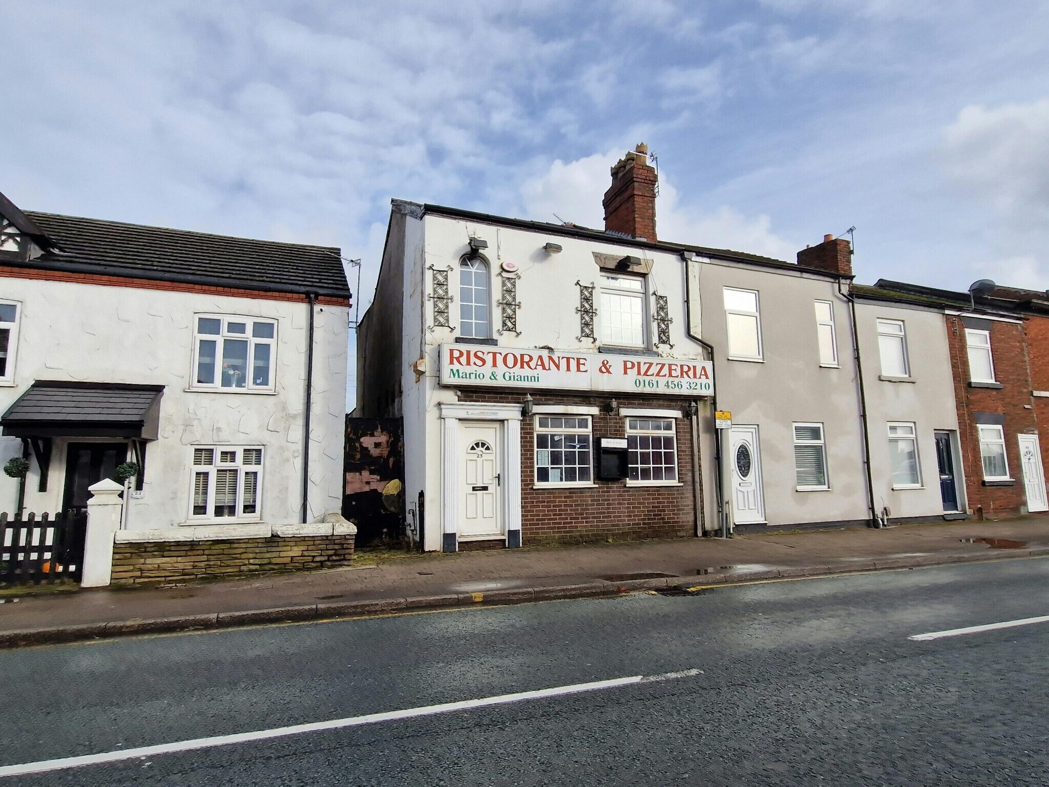 25 London Rd, Stockport for sale Primary Photo- Image 1 of 1