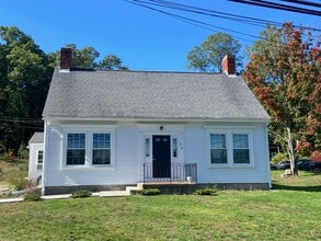 1070 Washington St, Hanover, MA for lease Building Photo- Image 1 of 4