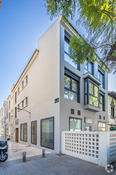 Calle Varadero, 2, Málaga, Málaga for lease - Primary Photo - Image 1 of 1