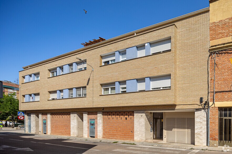 Multifamily in Igualada, Barcelona for sale - Building Photo - Image 2 of 2