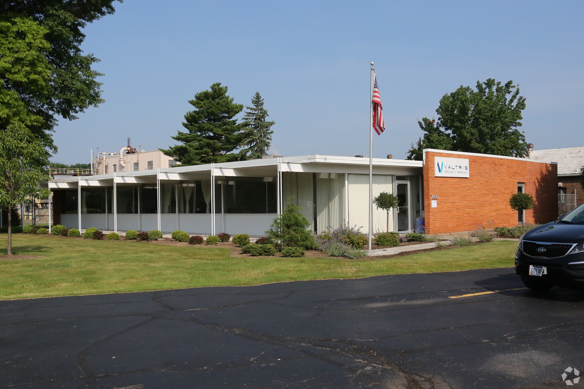 159 Main Dunstable Rd, Nashua, NH for sale Primary Photo- Image 1 of 1