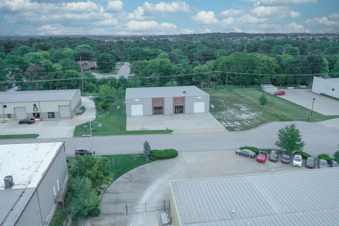 1532 N Commercial, Nixa, MO 65714