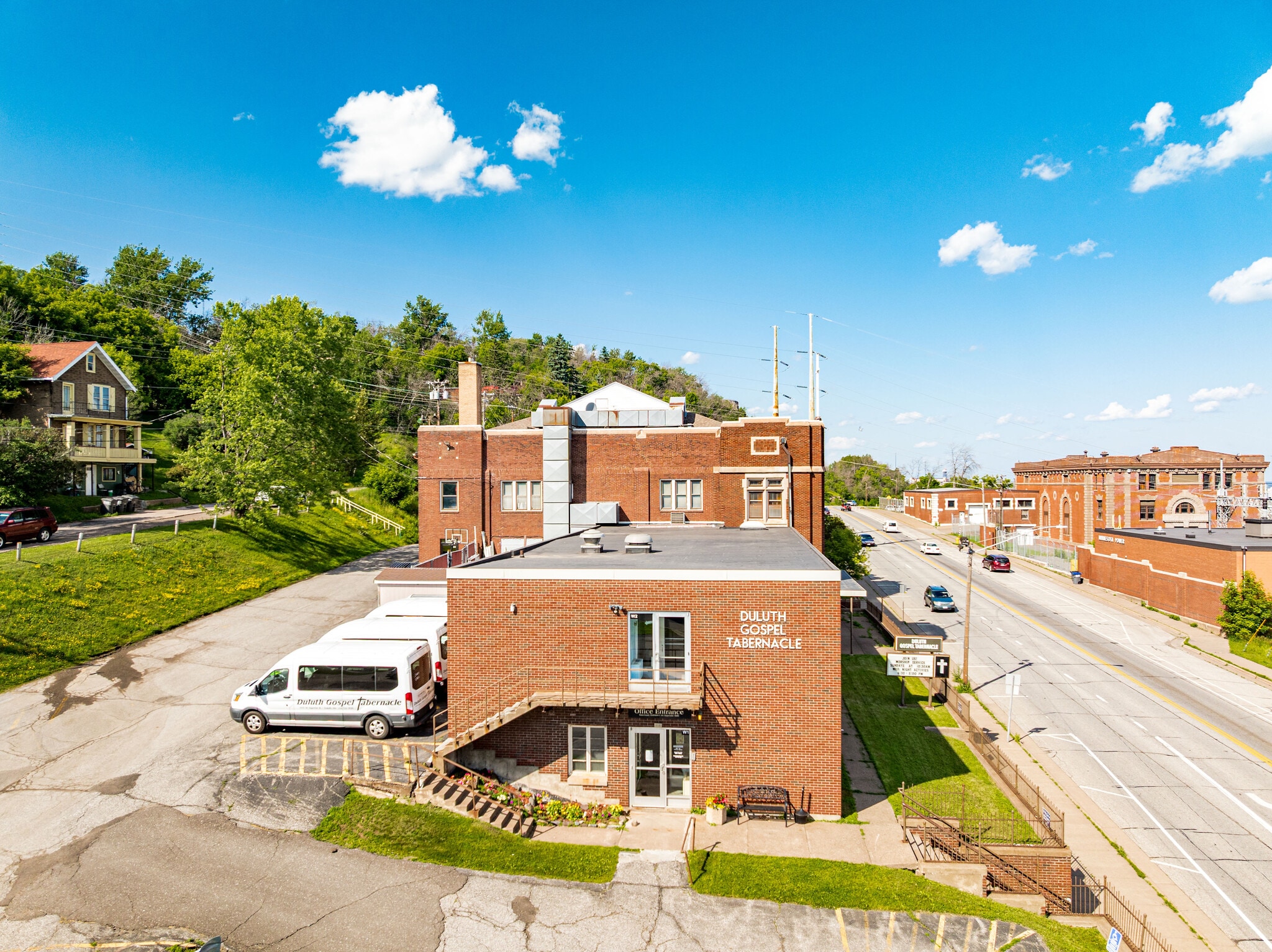 1515 W Superior St, Duluth, MN for sale Building Photo- Image 1 of 18