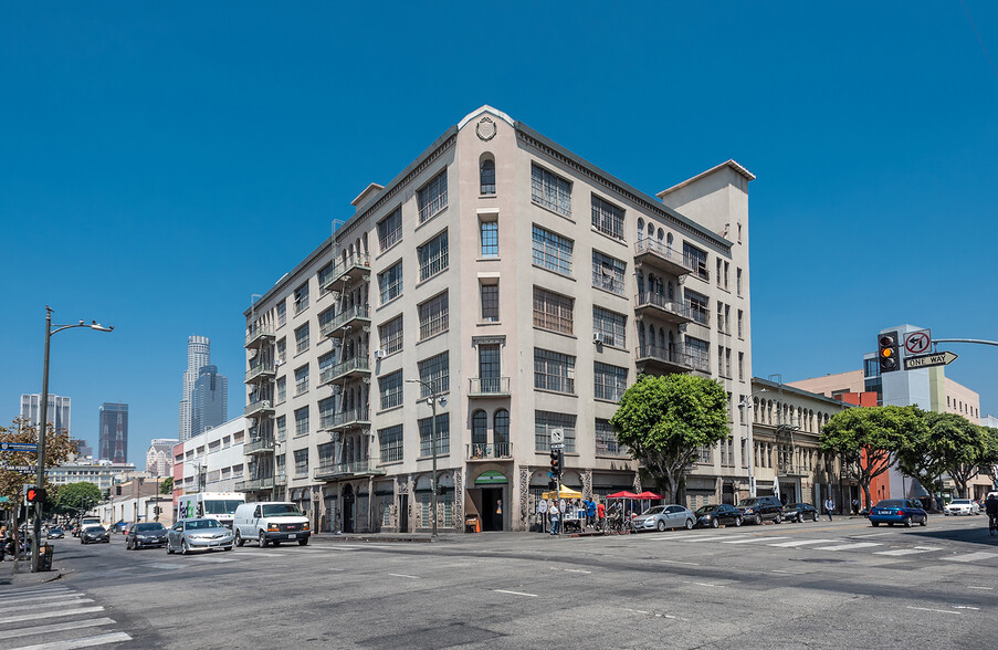 421 E 6th St, Los Angeles, CA for sale - Building Photo - Image 1 of 10