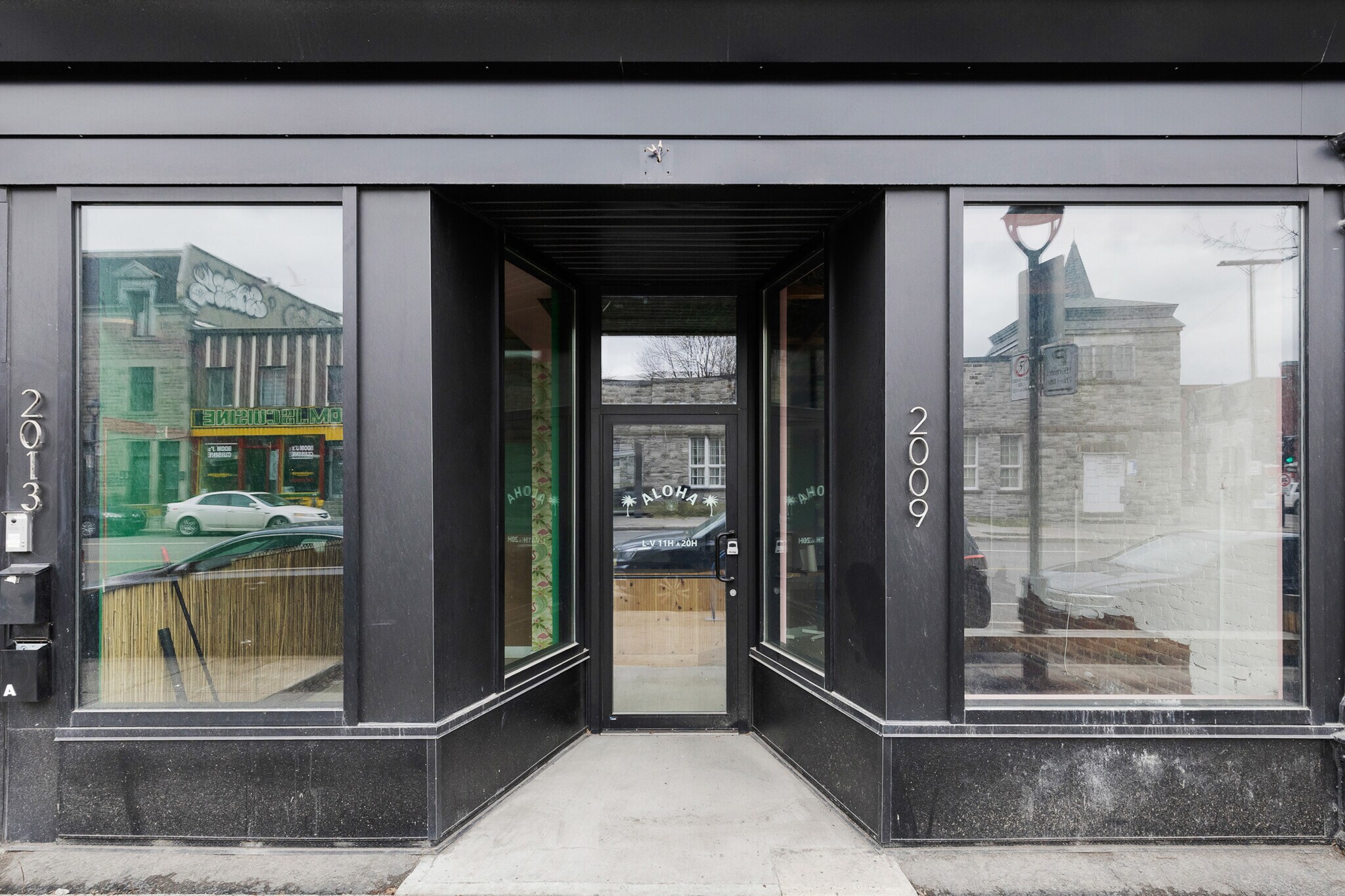 2005-2013 Rue Wellington, Montréal, QC for lease Building Photo- Image 1 of 11