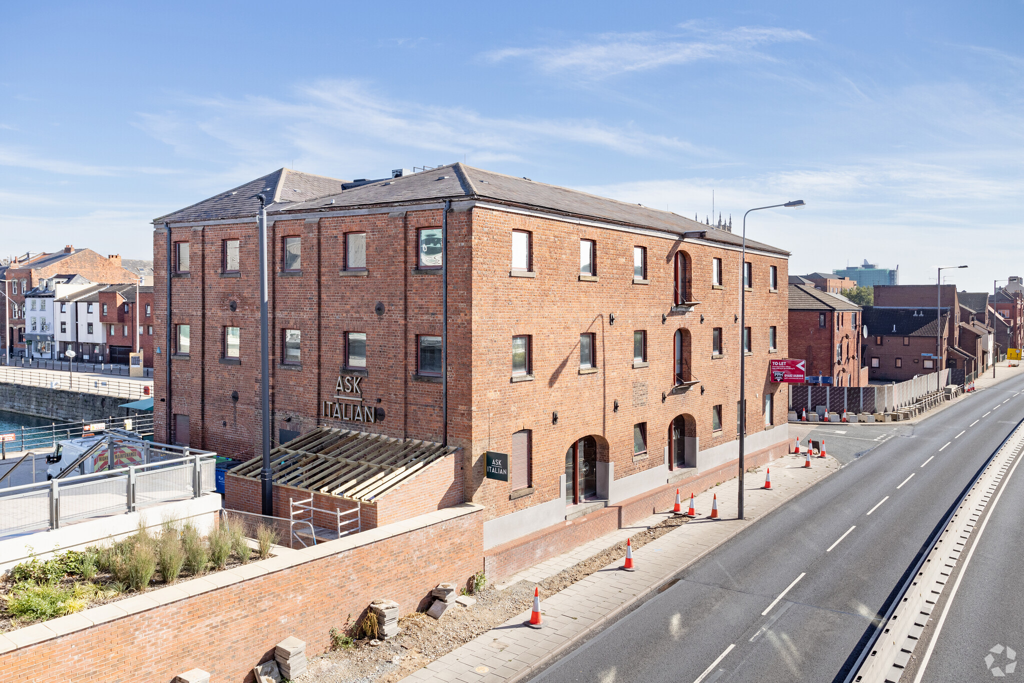 Princes Dock St, Hull for sale Primary Photo- Image 1 of 1