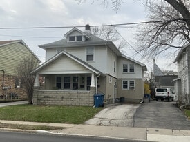 5755 Summit St, Sylvania OH - Duplex Property