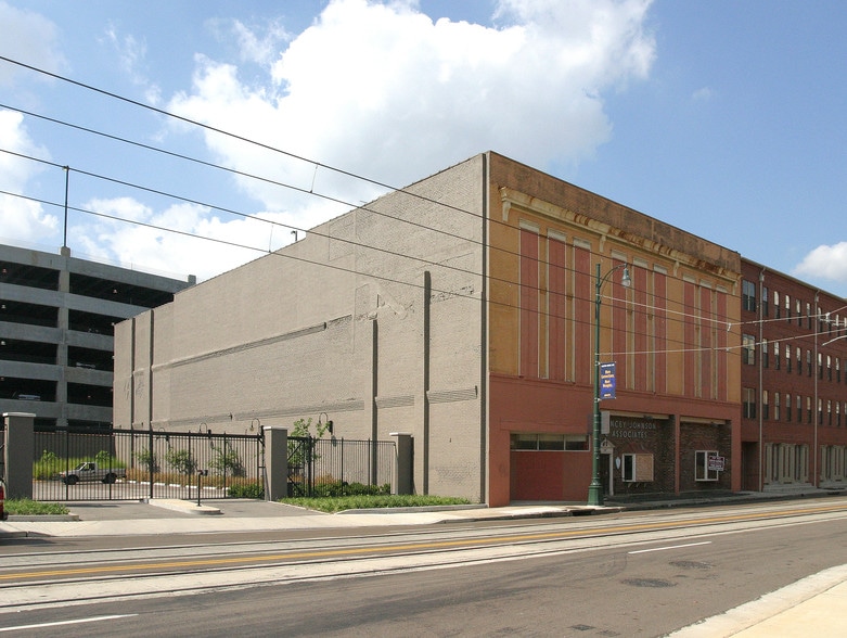287 Madison Ave, Memphis, TN for lease - Building Photo - Image 2 of 6