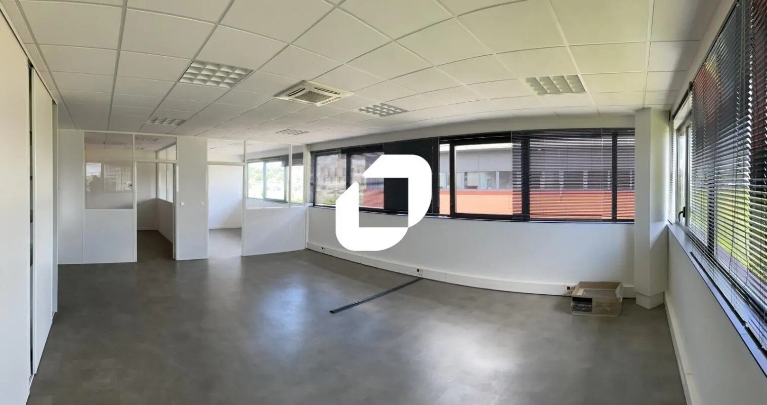 Office in Reims for lease Building Photo- Image 1 of 11