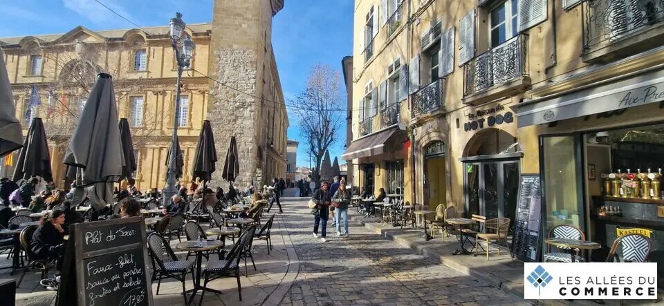 Retail in Aix-en-Provence for lease - Building Photo - Image 3 of 4