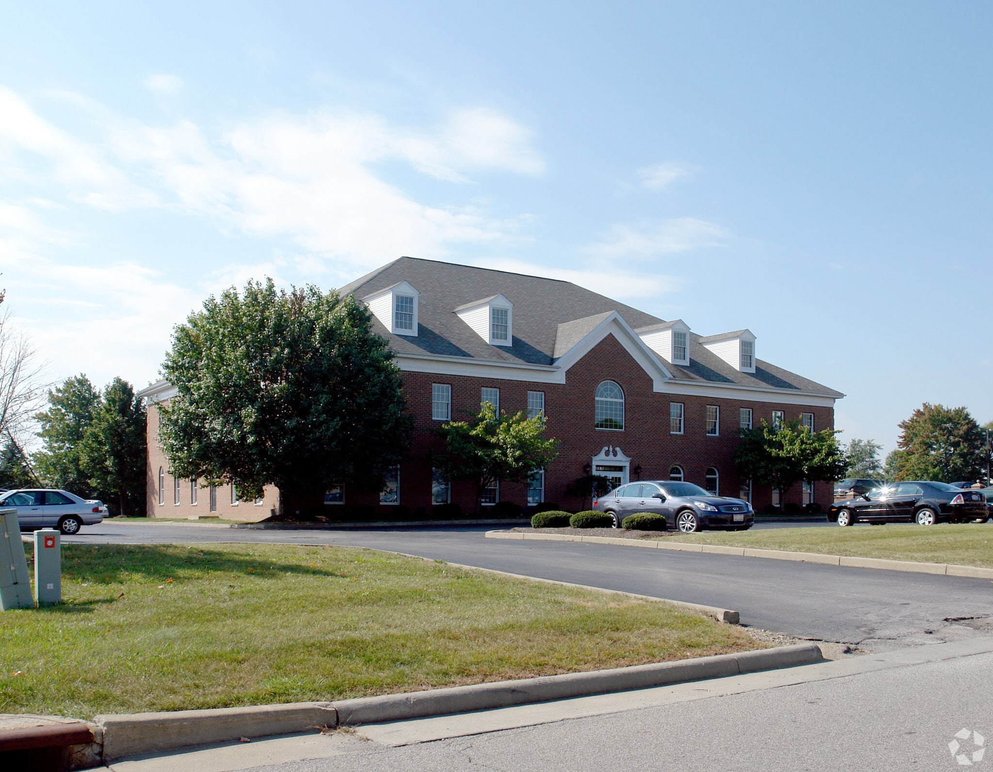 965 Windham Ct, Youngstown, OH for lease Primary Photo- Image 1 of 3