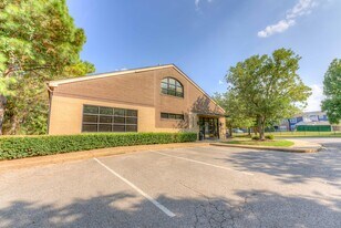 520 Trinity Creek Cove - Convenience Store