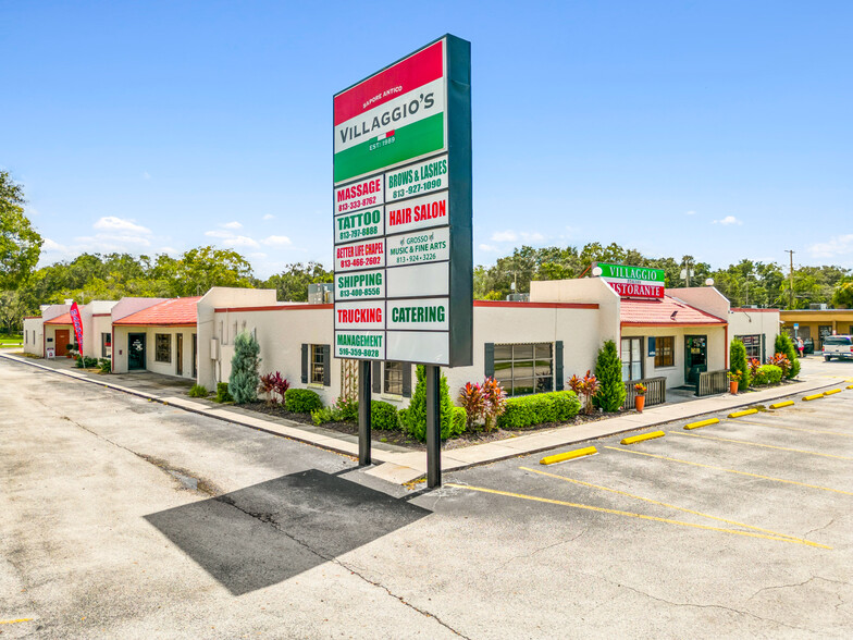 102 Flagship Dr, Lutz, FL for lease - Building Photo - Image 1 of 32