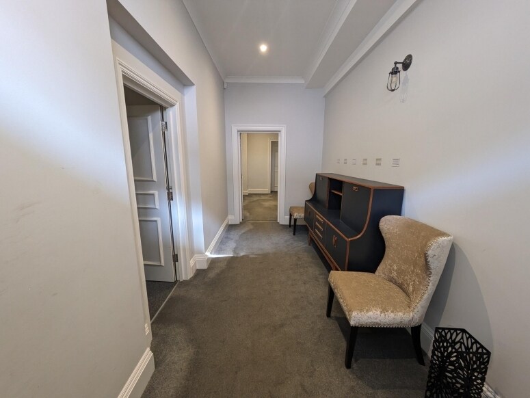 126-130 High St, Godalming for sale Interior Photo- Image 1 of 5