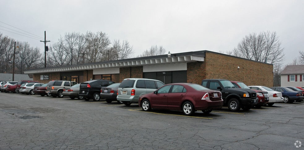 101 Cooper Foster Park Rd, Amherst, OH for lease - Primary Photo - Image 1 of 5