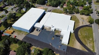 Newly Renovated Warehouse: 1651 Holland St - Warehouse