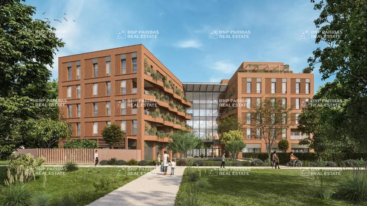 2 Rue Saint-John Perse, Pau for lease Building Photo- Image 1 of 6