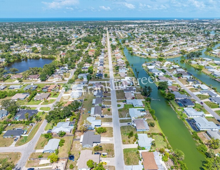 308-630 Briarwood Rd, Venice, FL for sale - Aerial - Image 2 of 12