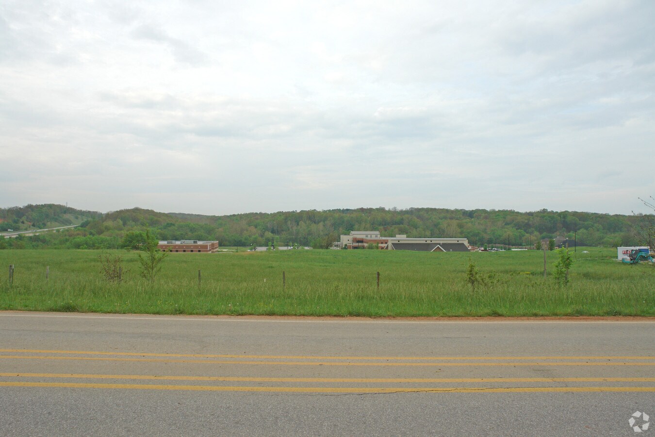 Greathouse Springs Rd, Johnson, AR 72741