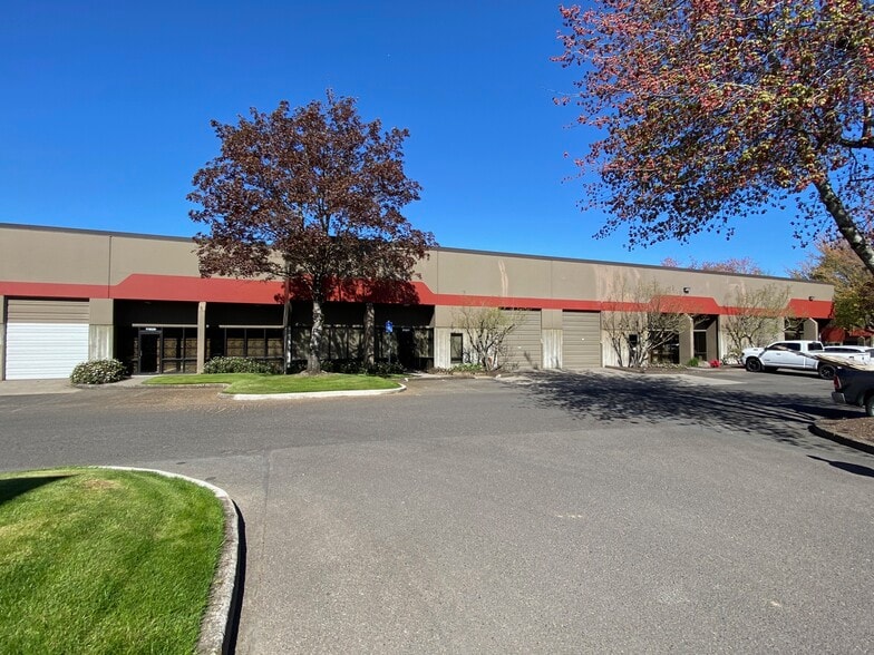 11717-11755 NE Marx St, Portland, OR for lease - Building Photo - Image 1 of 13