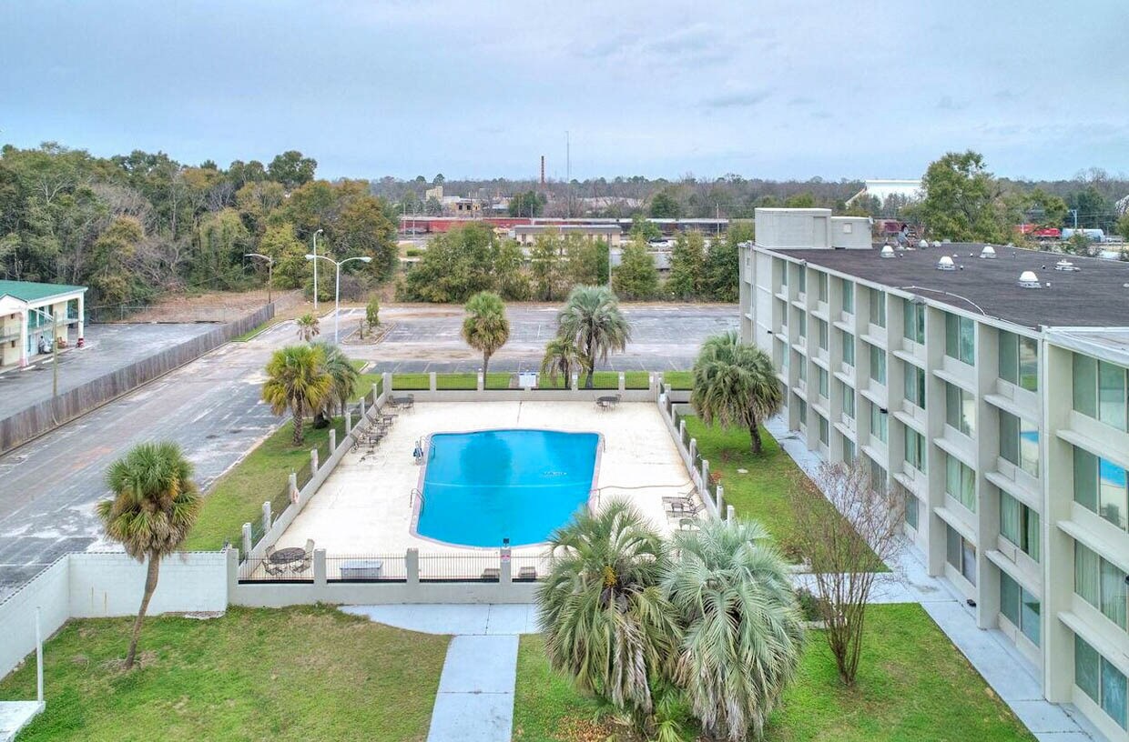 911 E Oglethorpe Blvd, Albany, GA for sale Building Photo- Image 1 of 1