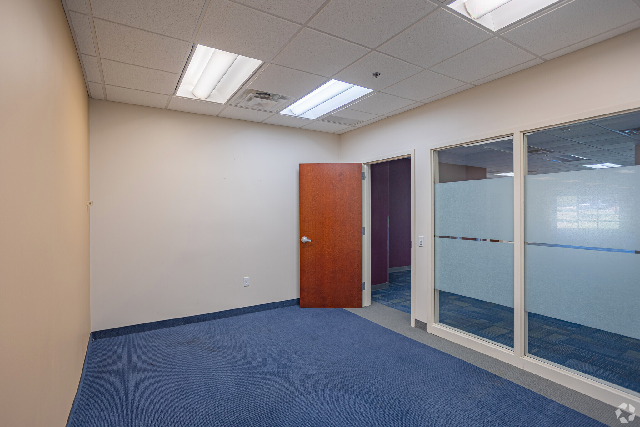 6301 Waterford Blvd, Oklahoma City, OK for lease Interior Photo- Image 1 of 10