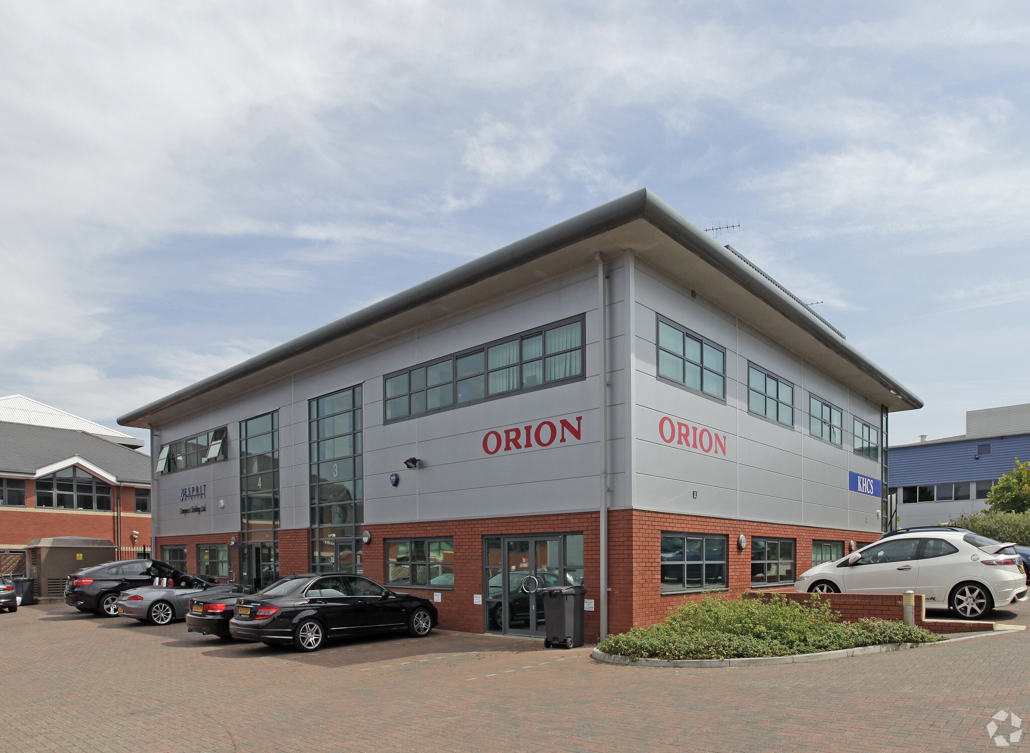 Manor Way, Borehamwood for sale Primary Photo- Image 1 of 1