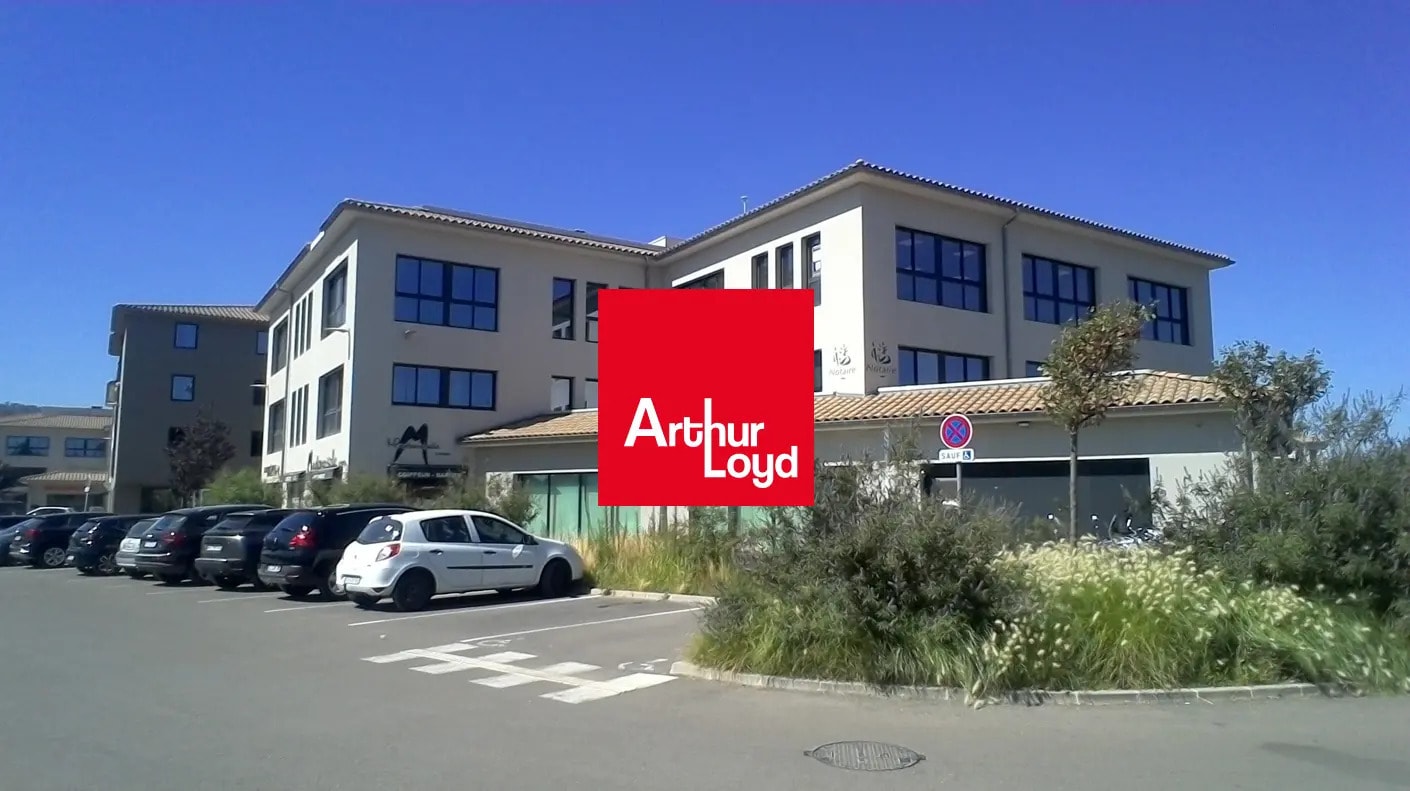Office in Aubagne for lease Building Photo- Image 1 of 9
