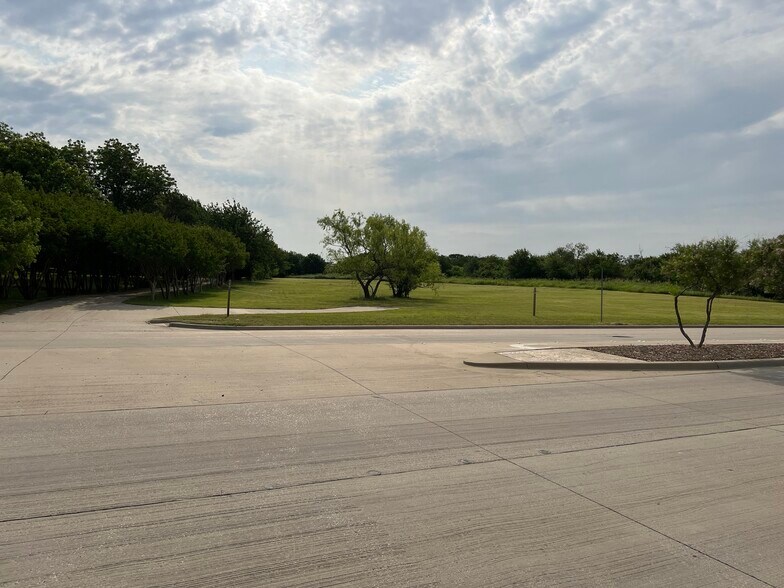 425 Witt Rd, Little Elm, TX for sale - Other - Image 1 of 1
