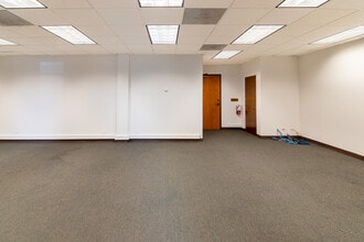 2720 S River Rd, Des Plaines, IL for sale Building Photo- Image 2 of 6