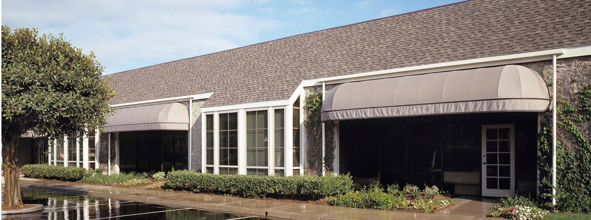 151 Kalmus Dr, Costa Mesa, CA for sale Building Photo- Image 1 of 1