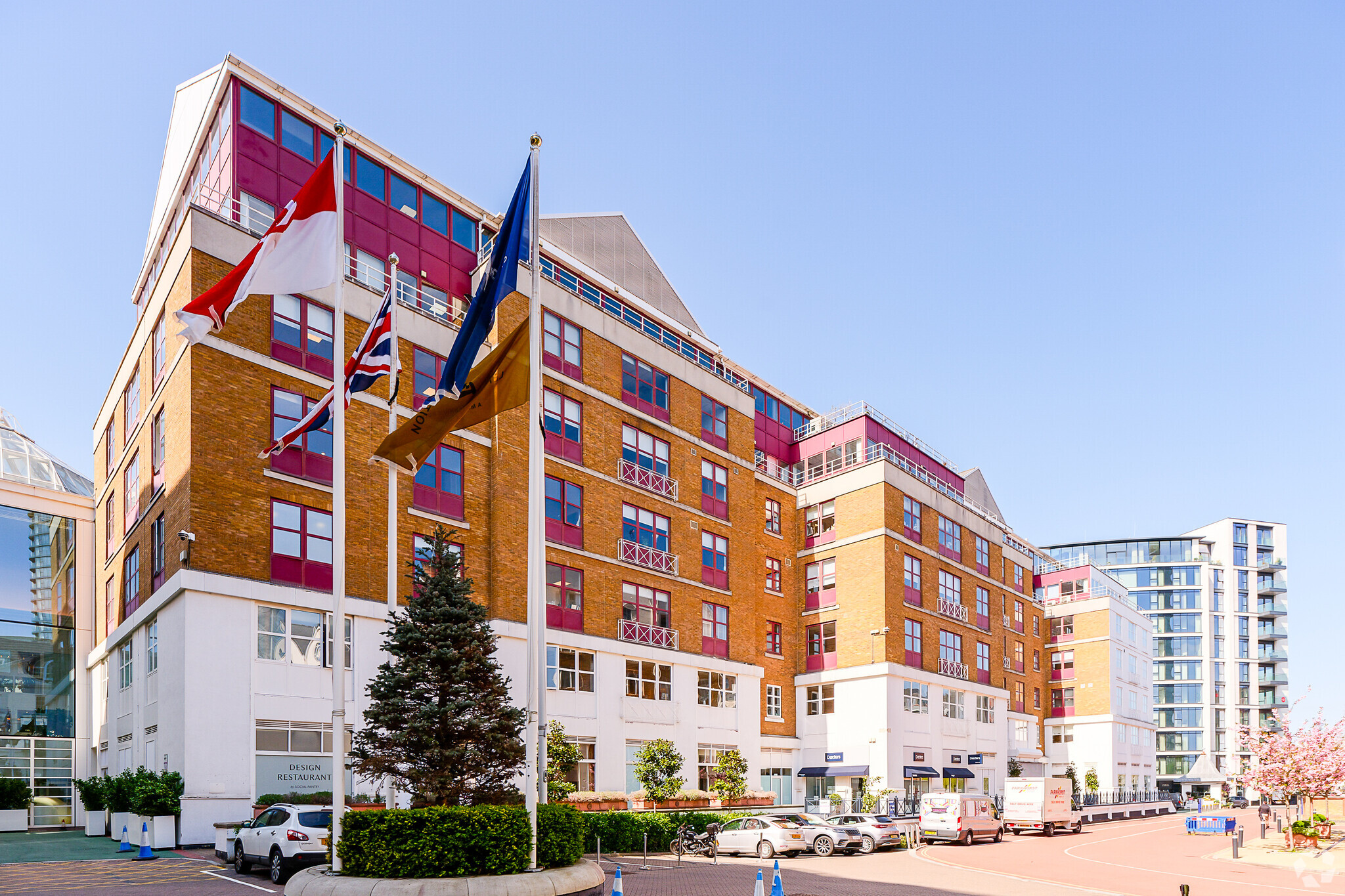 Chelsea Harbour, London for sale Primary Photo- Image 1 of 1